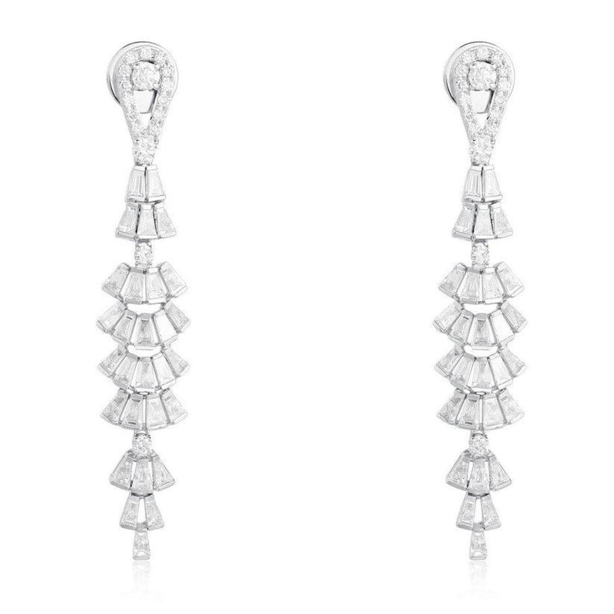 Pendientes de gota de diamantes de oro blanco de 14 quilates Cascade Ice