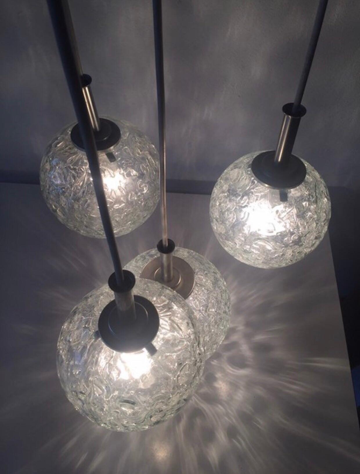 Cascade Lamp by Doria with 4 Bubble Glass Globes, 1970s, Germany In Good Condition For Sale In Hagenbach, Rheinland Pfalz