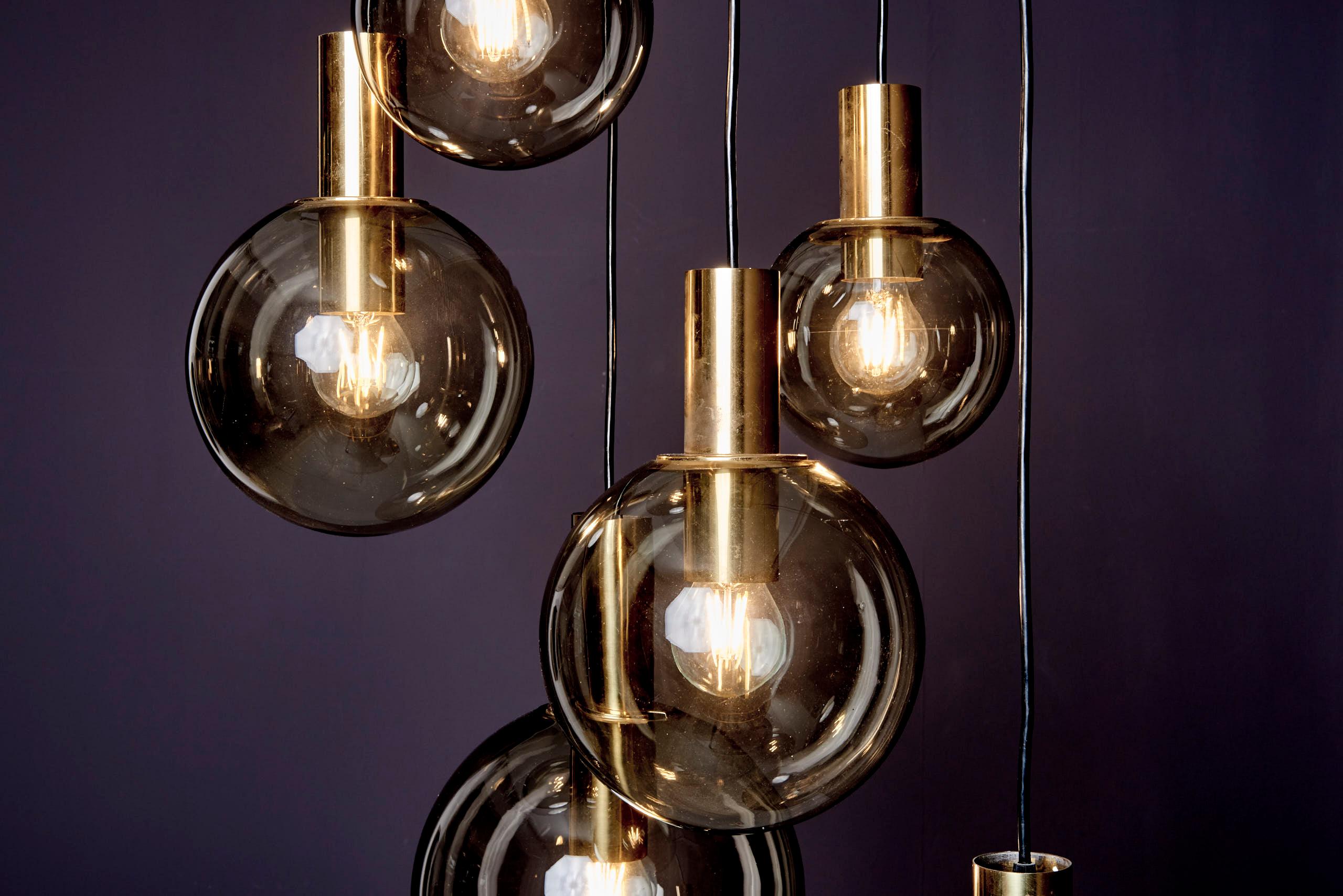 Cascade pendant with six globes by Glashütte Limburg In Good Condition For Sale In Berlin, DE