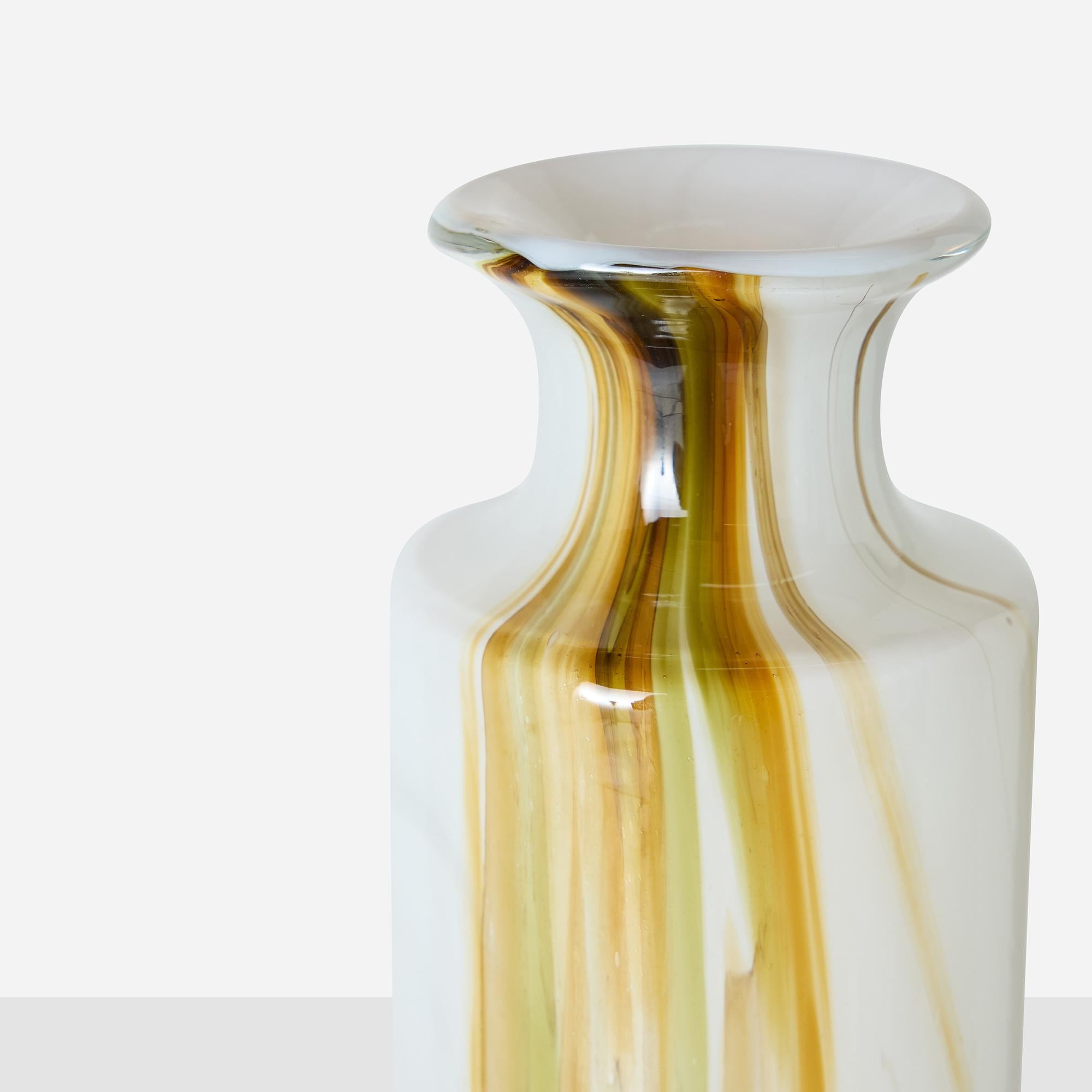 Cascade Vase by Per Lütken for Holmegaard In Good Condition For Sale In San Francisco, CA