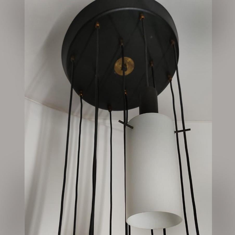 Lampadario a cascata con 12 lampade a sospensione attribuite  a Stilnovo, Italia anni '60 in vendita 7