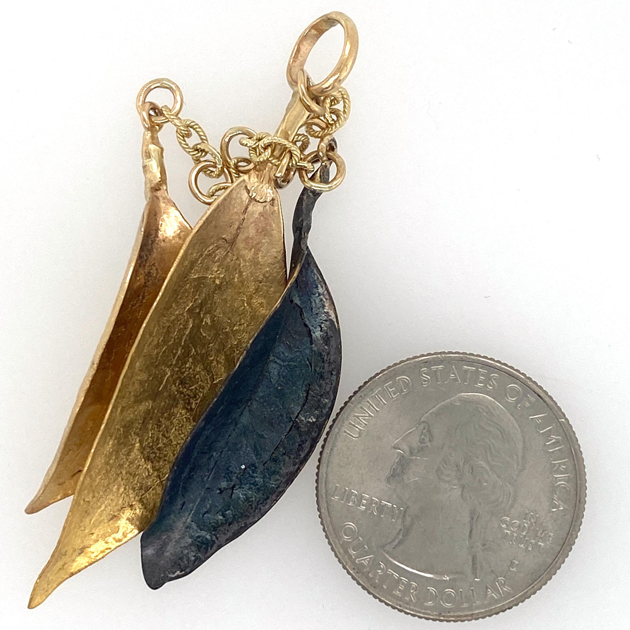 Cascading Leaves Pendant in Yellow and Oxidized Gold 5