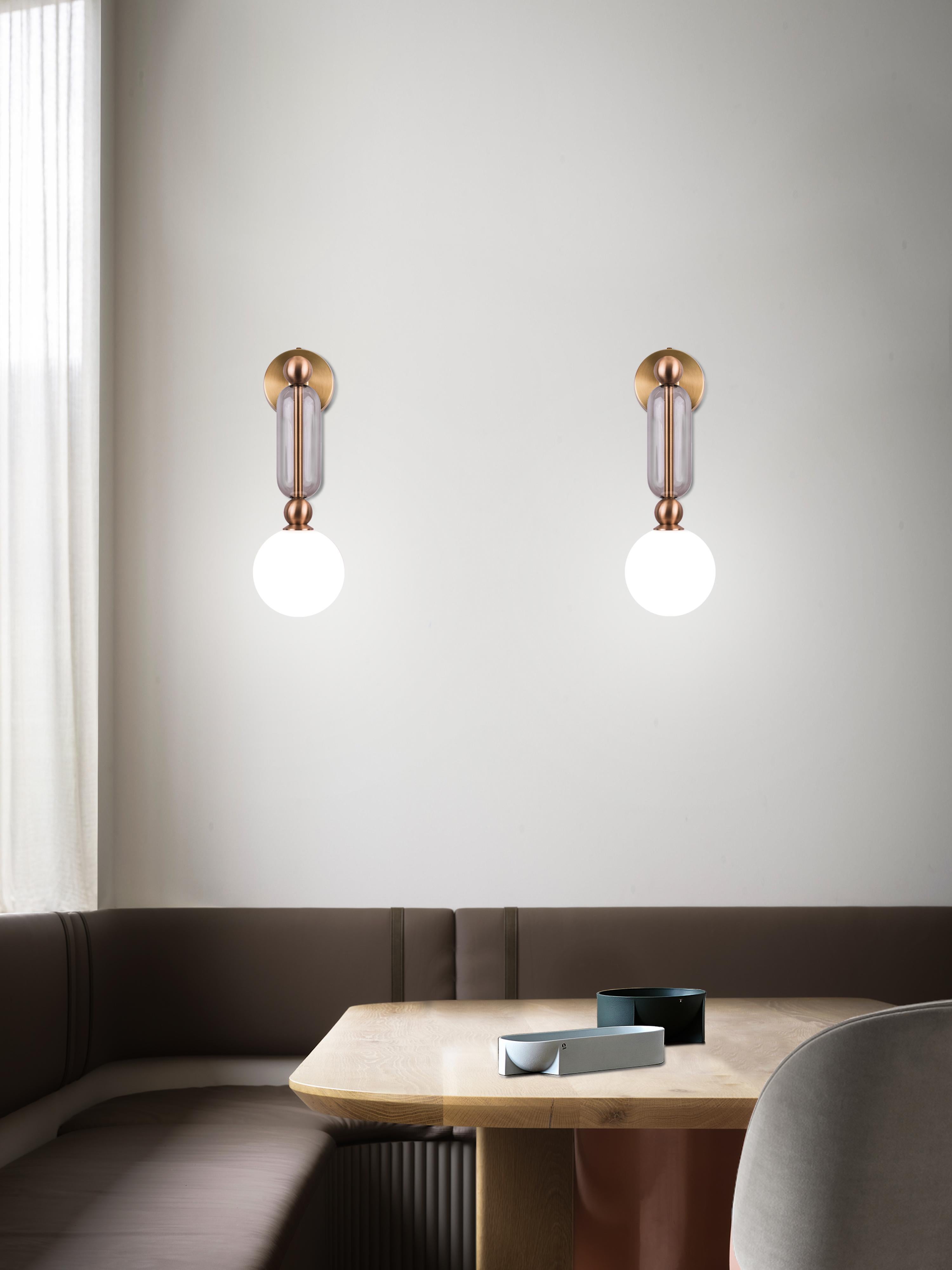 Gehäuse – Wand groß (Britisch) im Angebot