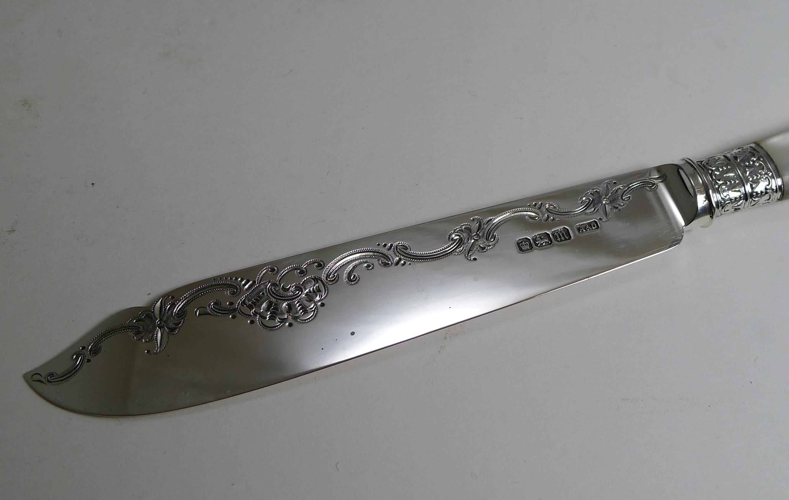 Cased Antique English Sterling Silver and Mother of Pearl Fish Cutlery, 1904 2