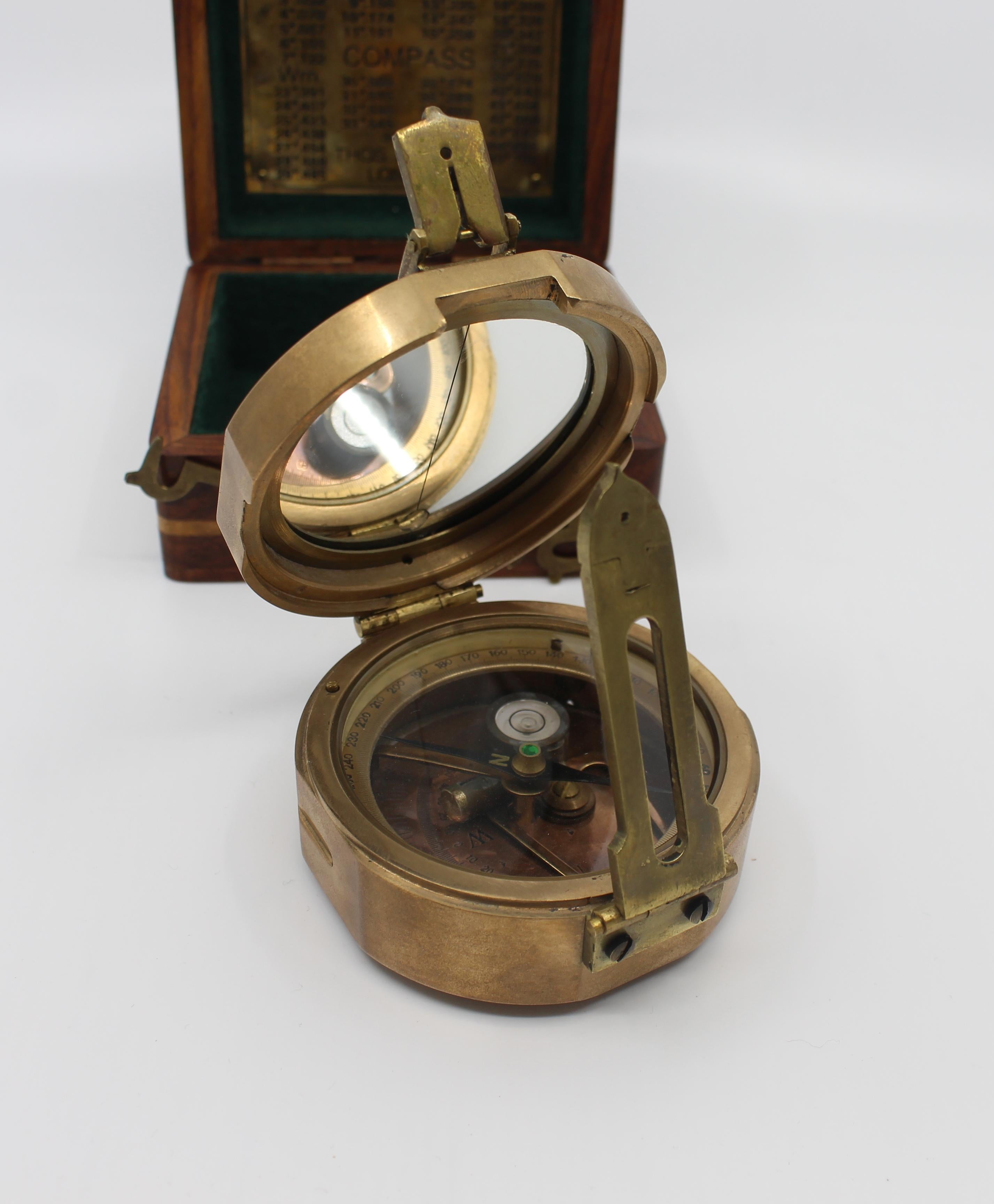 Cased Brass Brunton Compass by Thos.J.Evans, London In Good Condition In Worcester, Worcestershire