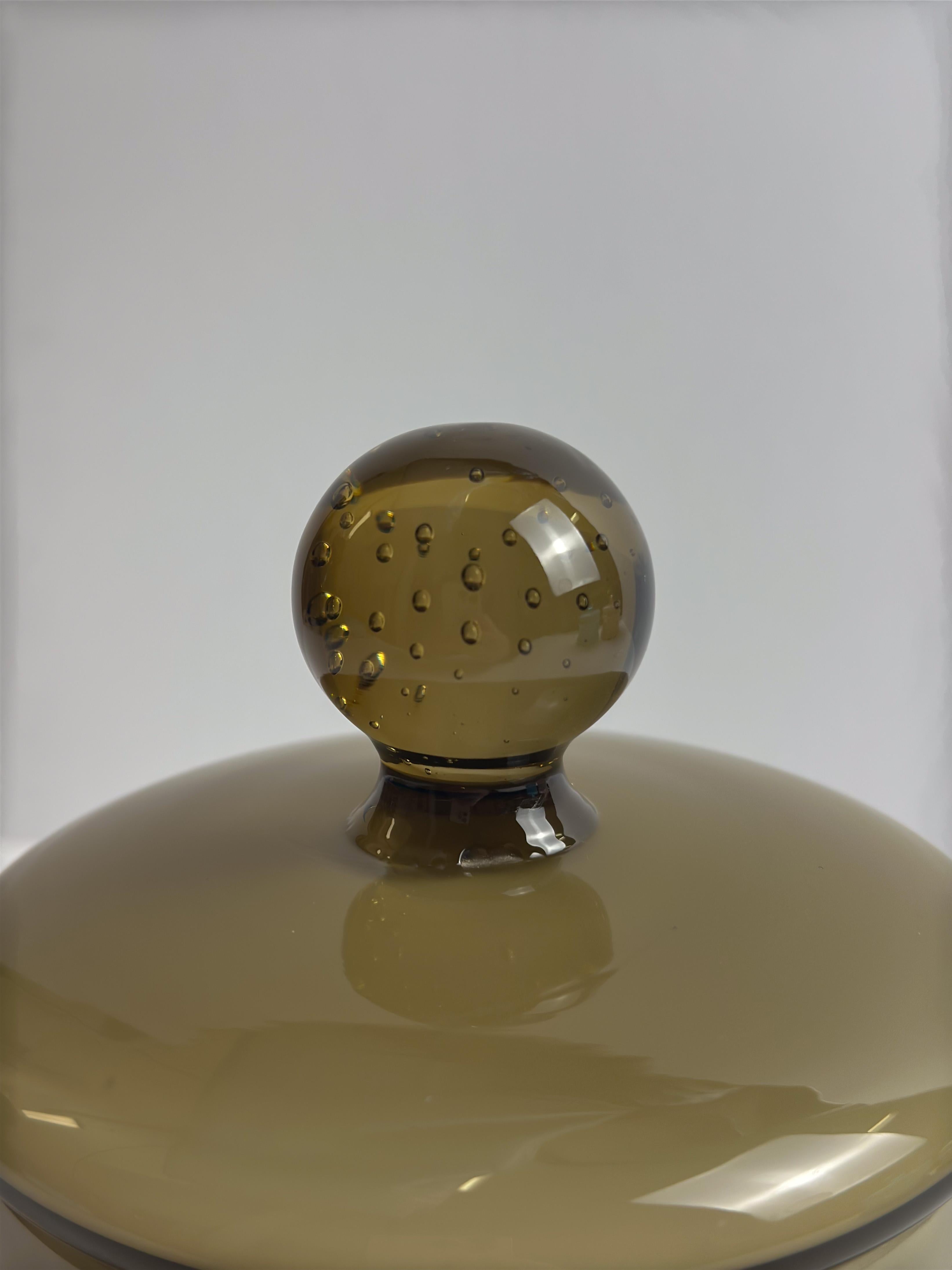 Pot d'apothicaire en verre brun Empoli ciselé par Carlo Moretti, Italie, années 1960 en vente 1