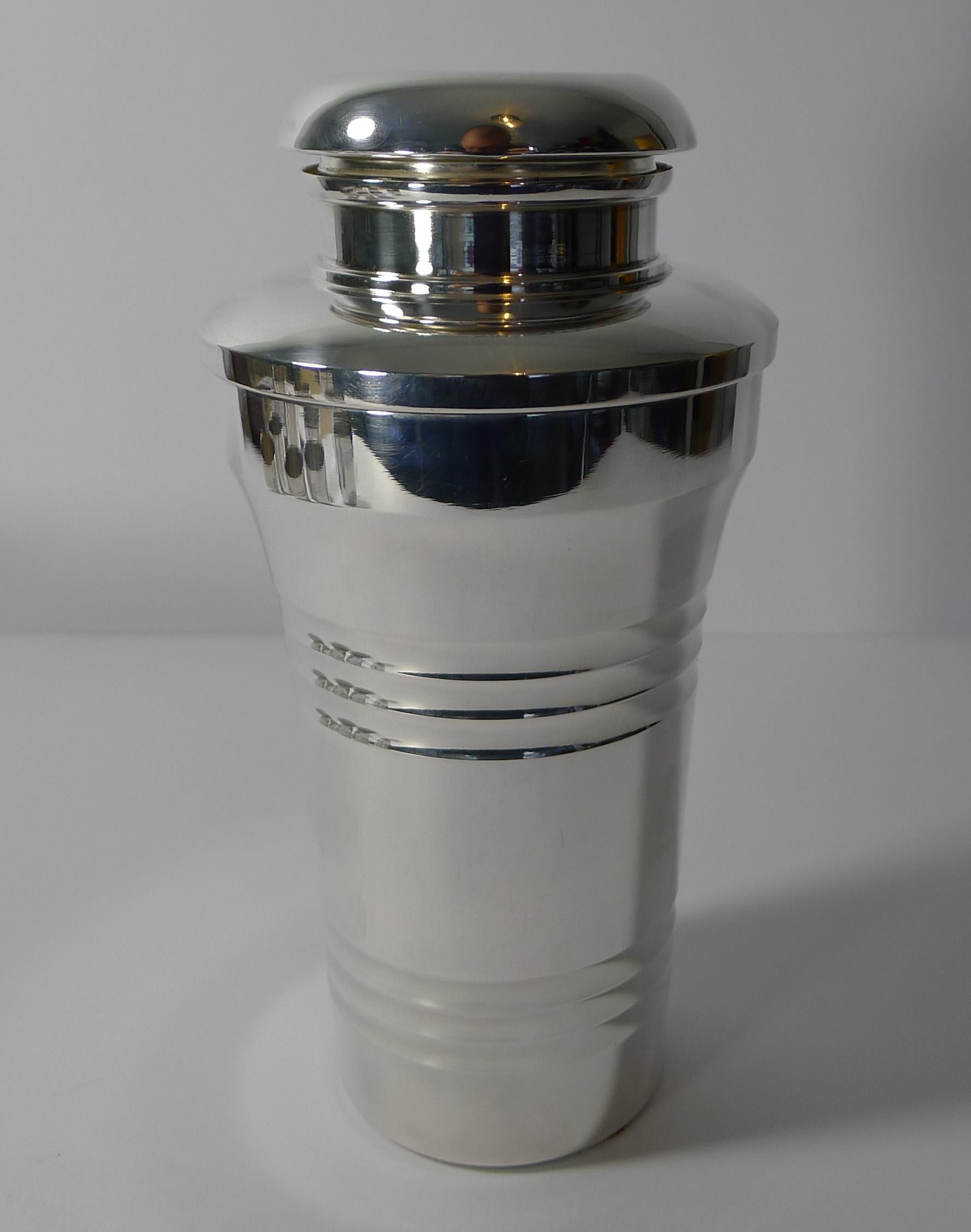 Silver Plate Cased French Art Deco Cocktail Shaker Set by St. Medard, Paris, circa 1940 For Sale
