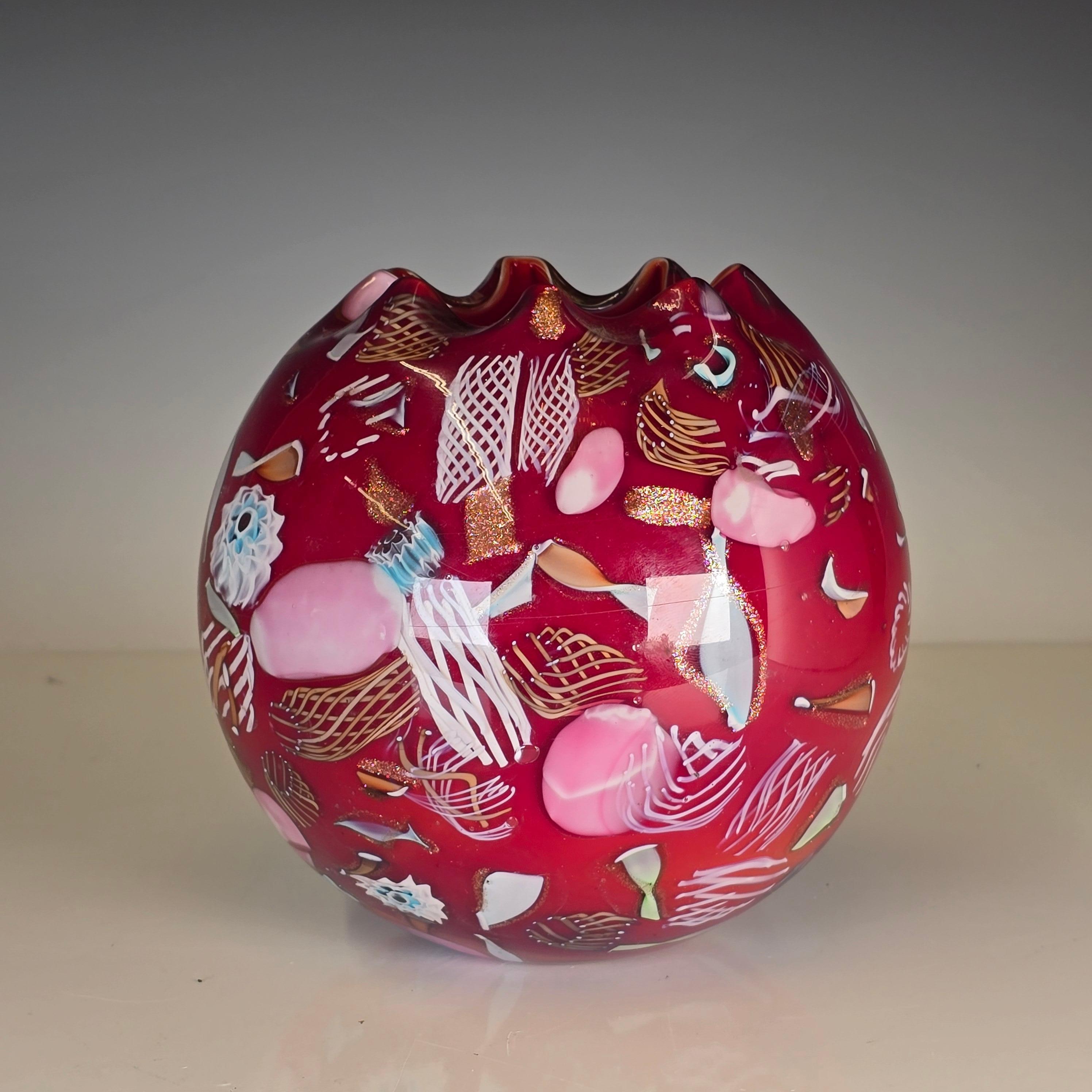 Mid-Century moderno Vaso Tutti Fruiti in vetro incamiciato di Avem in vendita
