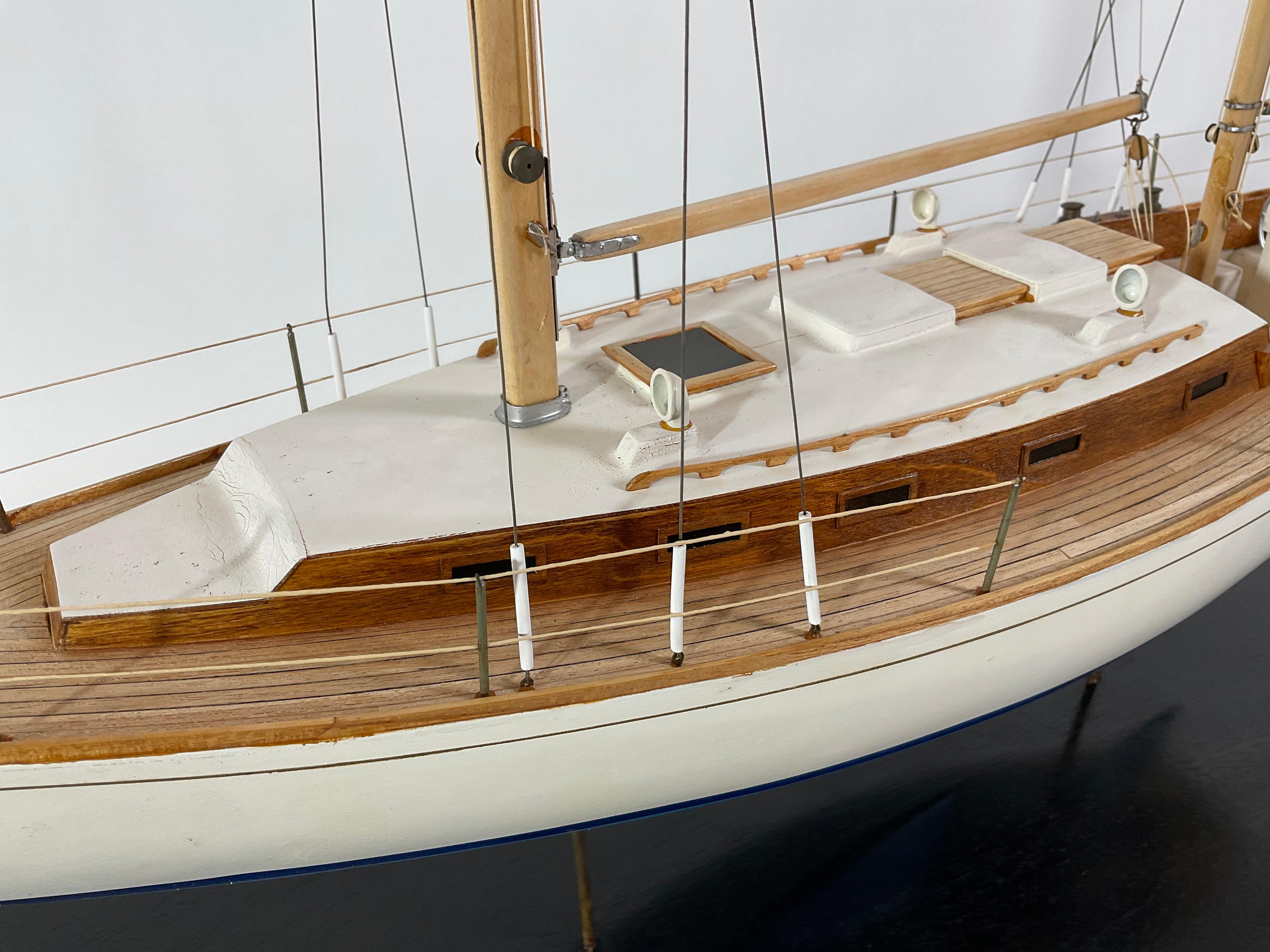 Cased Model Of A Cheoy Lee Offshore 47 Ketch For Sale 9