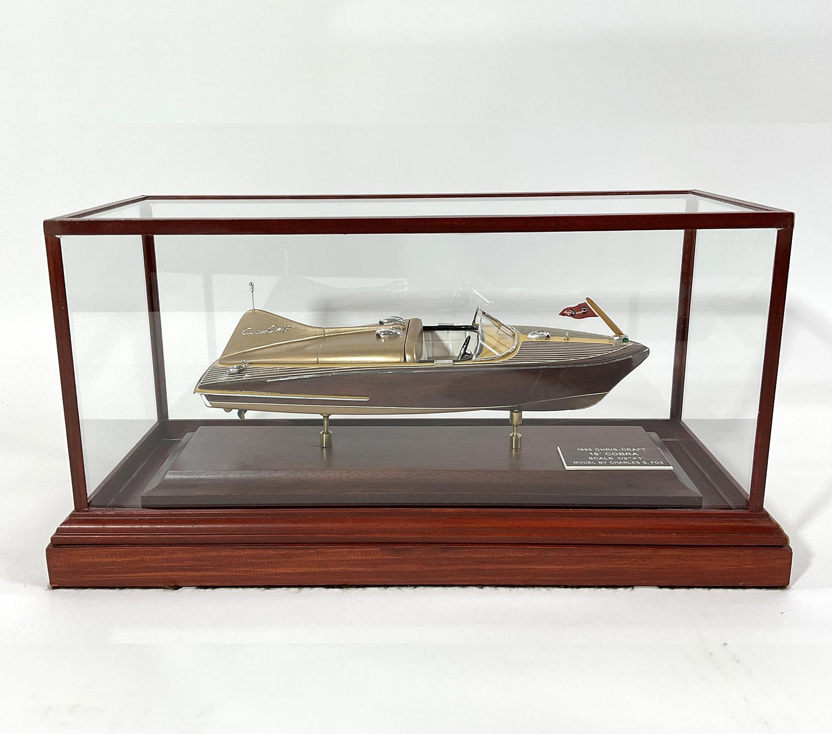 Cased Model of a Chris Craft Cobra Speedboat In Excellent Condition For Sale In Norwell, MA