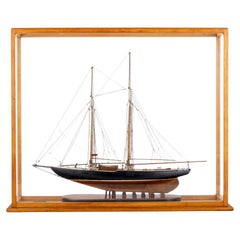 Cased Ship Model of the Fishing Schooner "Bluenose“ Nova Scotia