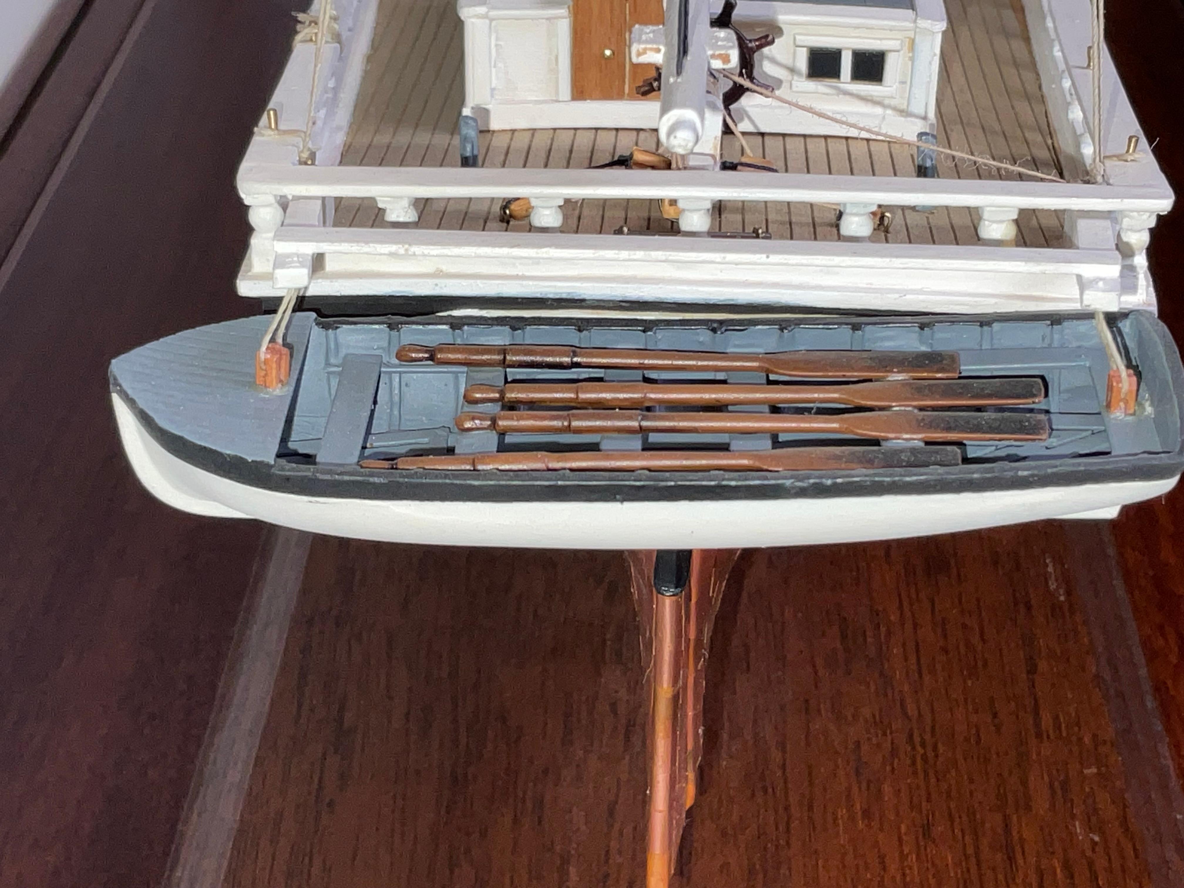 Cased Model of the Topsail Schooner Eagle For Sale 9