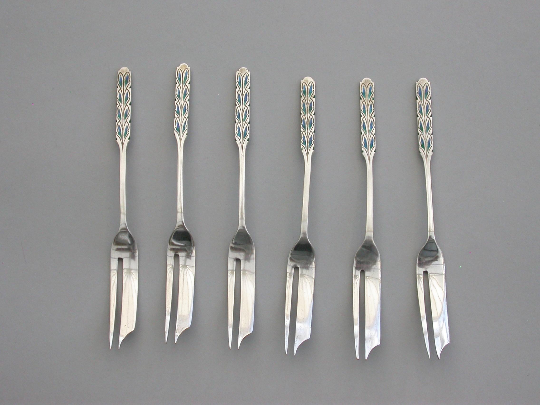 Cased Set 12 Silver and Enamel Pastry Spoons & Forks by Liberty & Co, 1927-1928 In Good Condition For Sale In Sittingbourne, Kent
