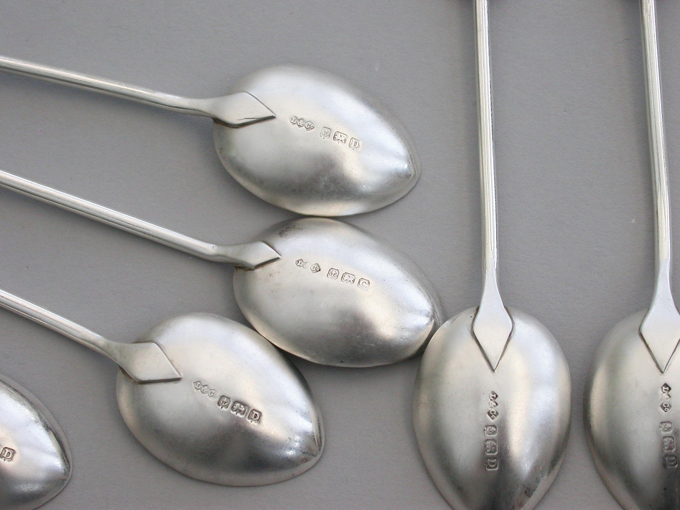 Cased Set of 6 Hardstone Coffee-Bean Spoons, Liberty & Co, Birmingham, 1927-1928 For Sale 2