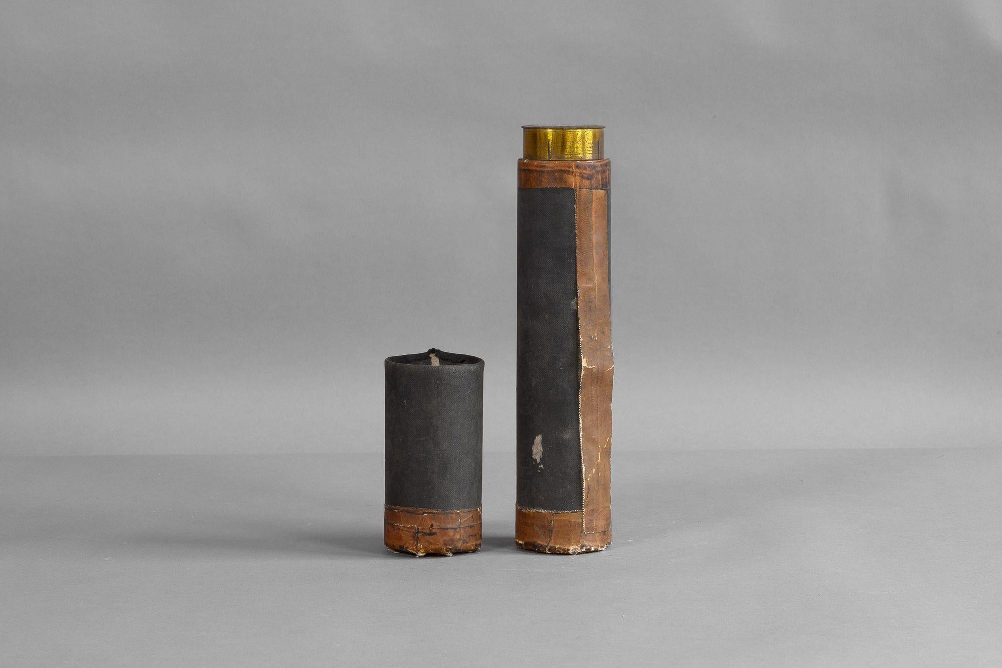 Cased Telescope In Good Condition For Sale In London, England
