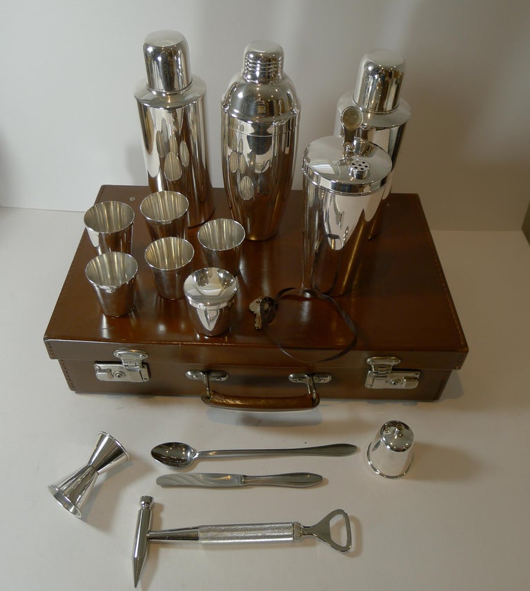 Cased Travel Cocktail Shaker / Drinks Set, c.1930 at 1stDibs