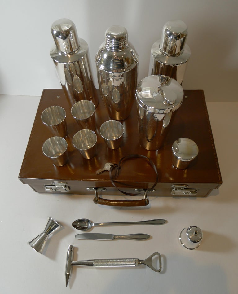 Cased Travel Cocktail Shaker / Drinks Set, c.1930 at 1stDibs