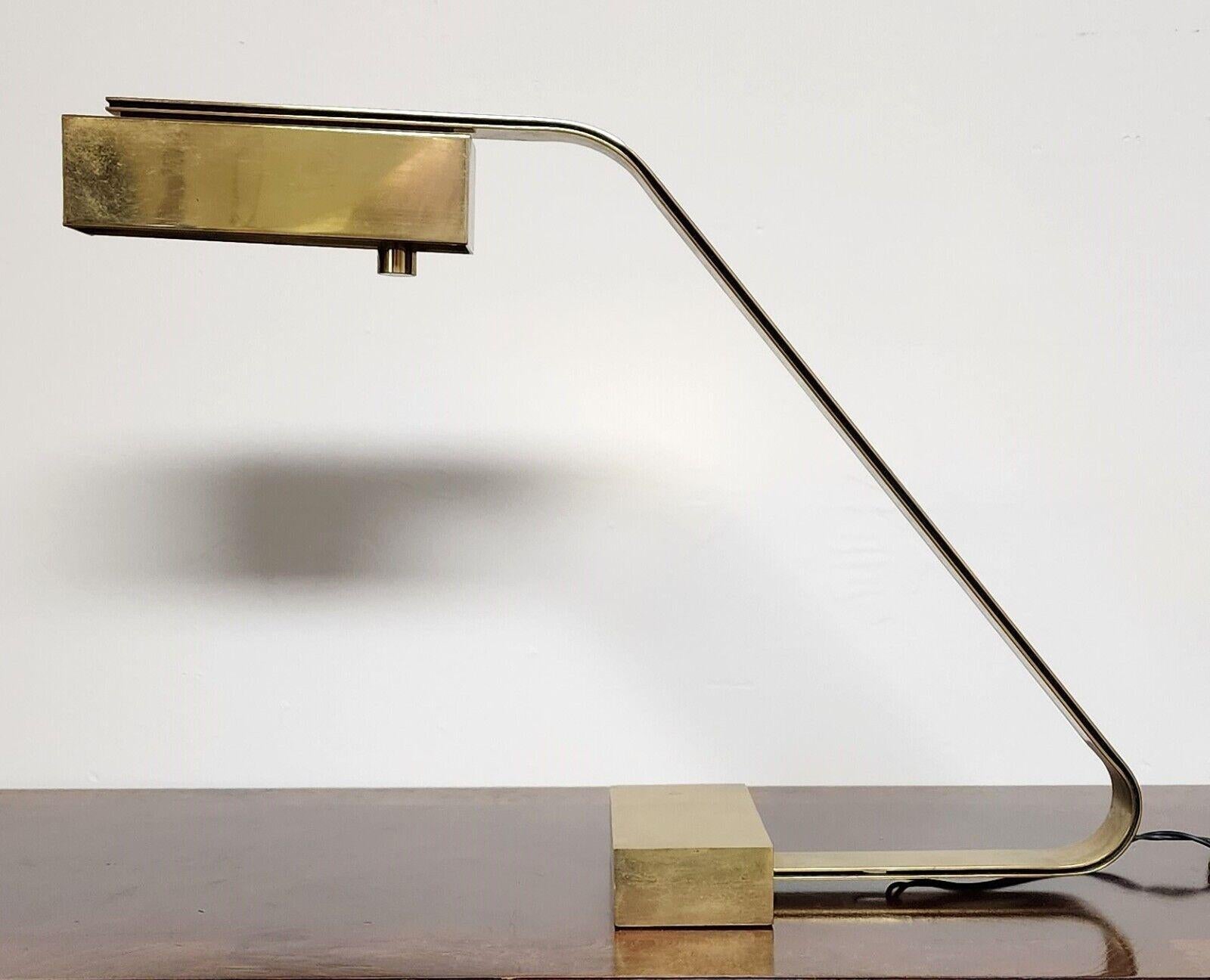 Mid-Century Modern Casella Brass Flat Bar Desk Lamp Rare 1970s For Sale
