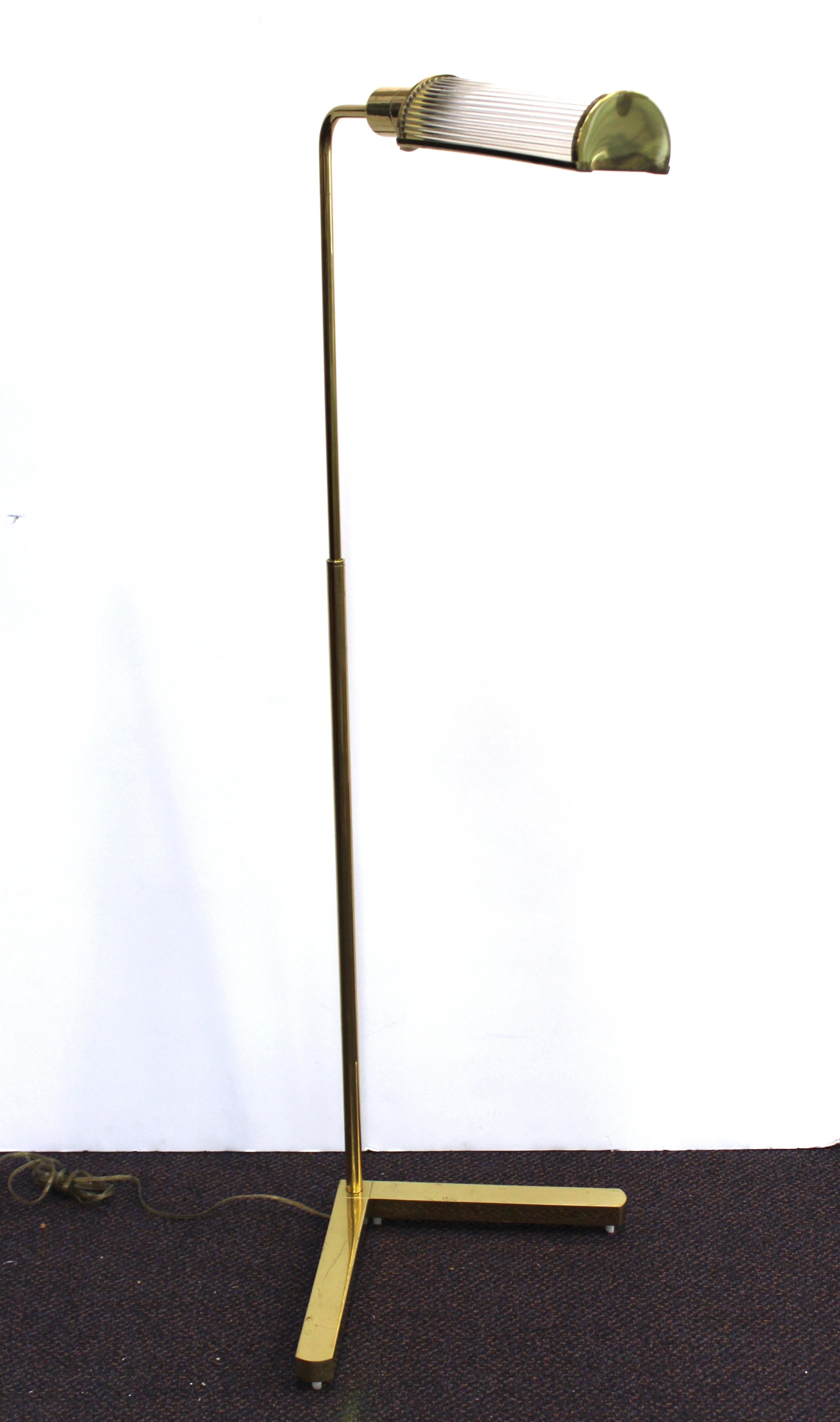 Casella Modern Brass Floor Lamp with Glass Rod Shade In Good Condition In New York, NY