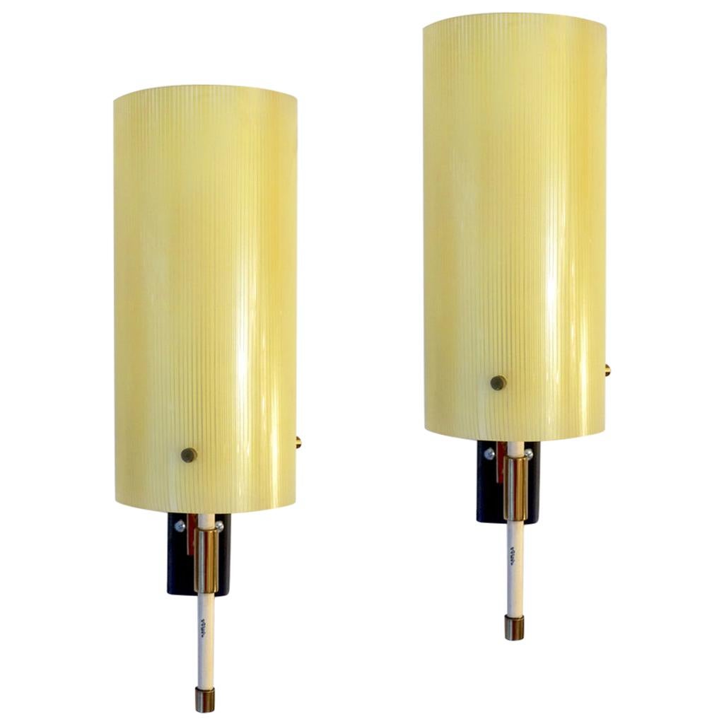 Casey Fantin 1950s Italian Pair of Modernist Yellow Striped Glass Wall Lights