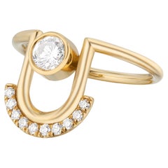 Casey Perez Moderner Arc-Ring aus 18 Karat Gold mit gebändertem Detail und Diamant-sz 6