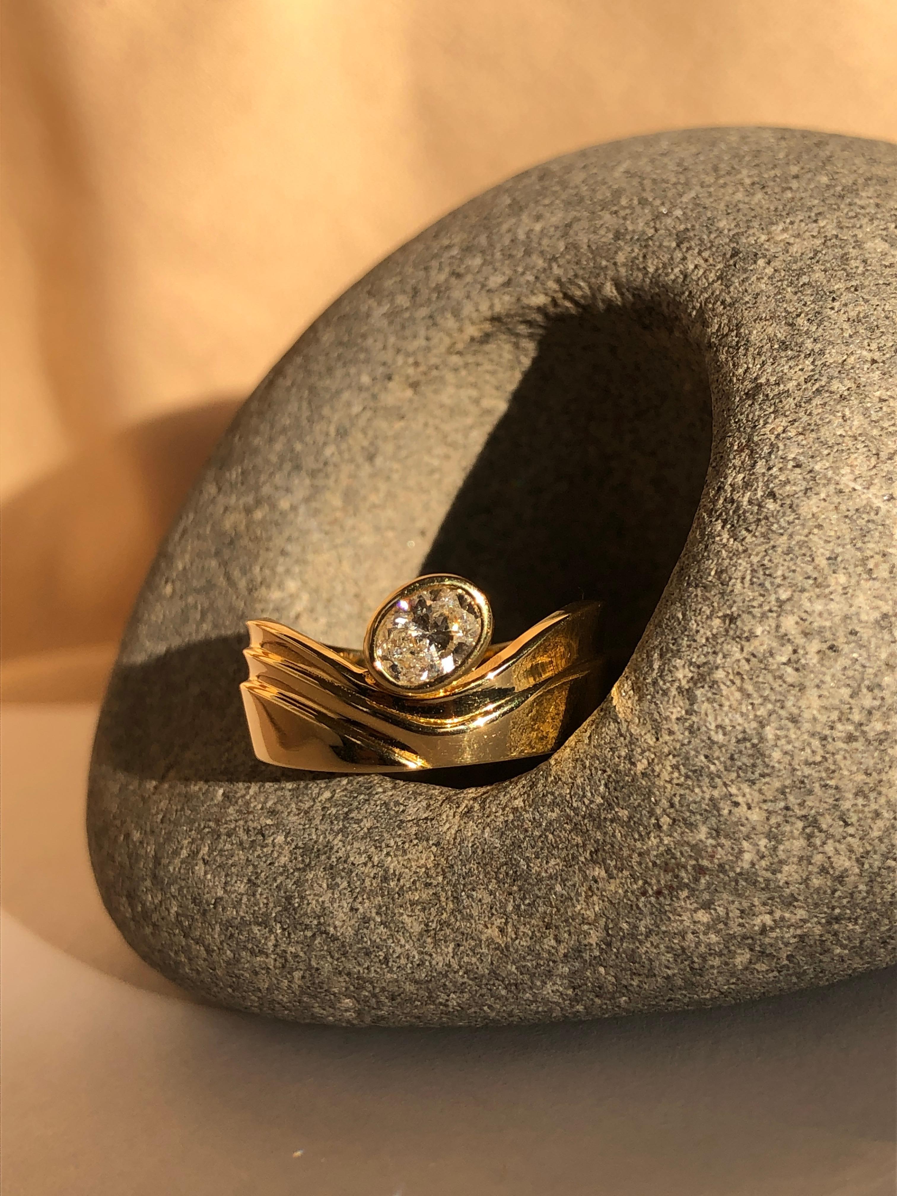 Casey Perez 18K Gold Sculptural Waved Ring with .5 Carat Oval Diamond  In New Condition For Sale In Brooklyn, NY