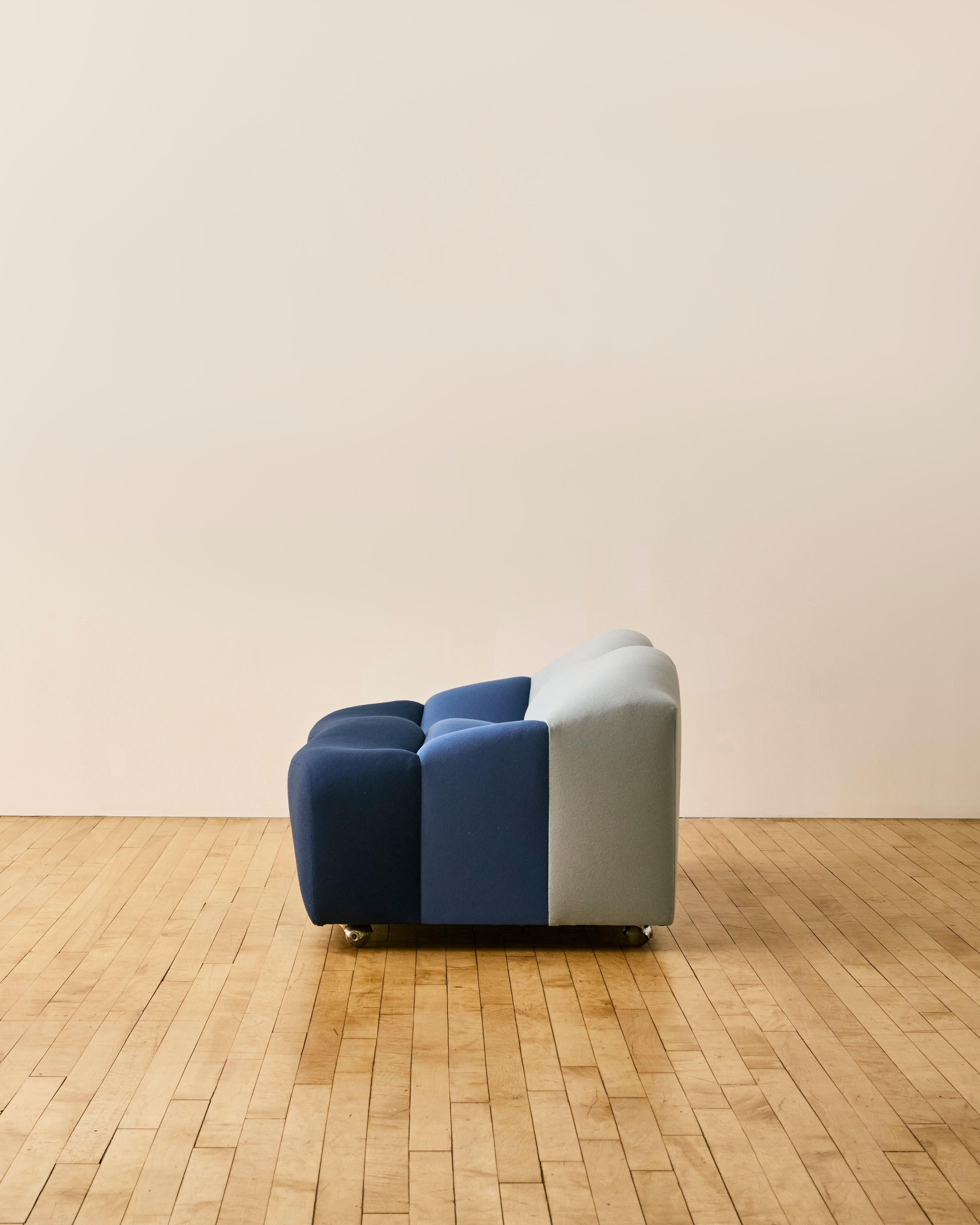 Cashmere 'ABCD' Two Seater Sofa by Pierre Paulin Bon état - En vente à Long Island City, NY