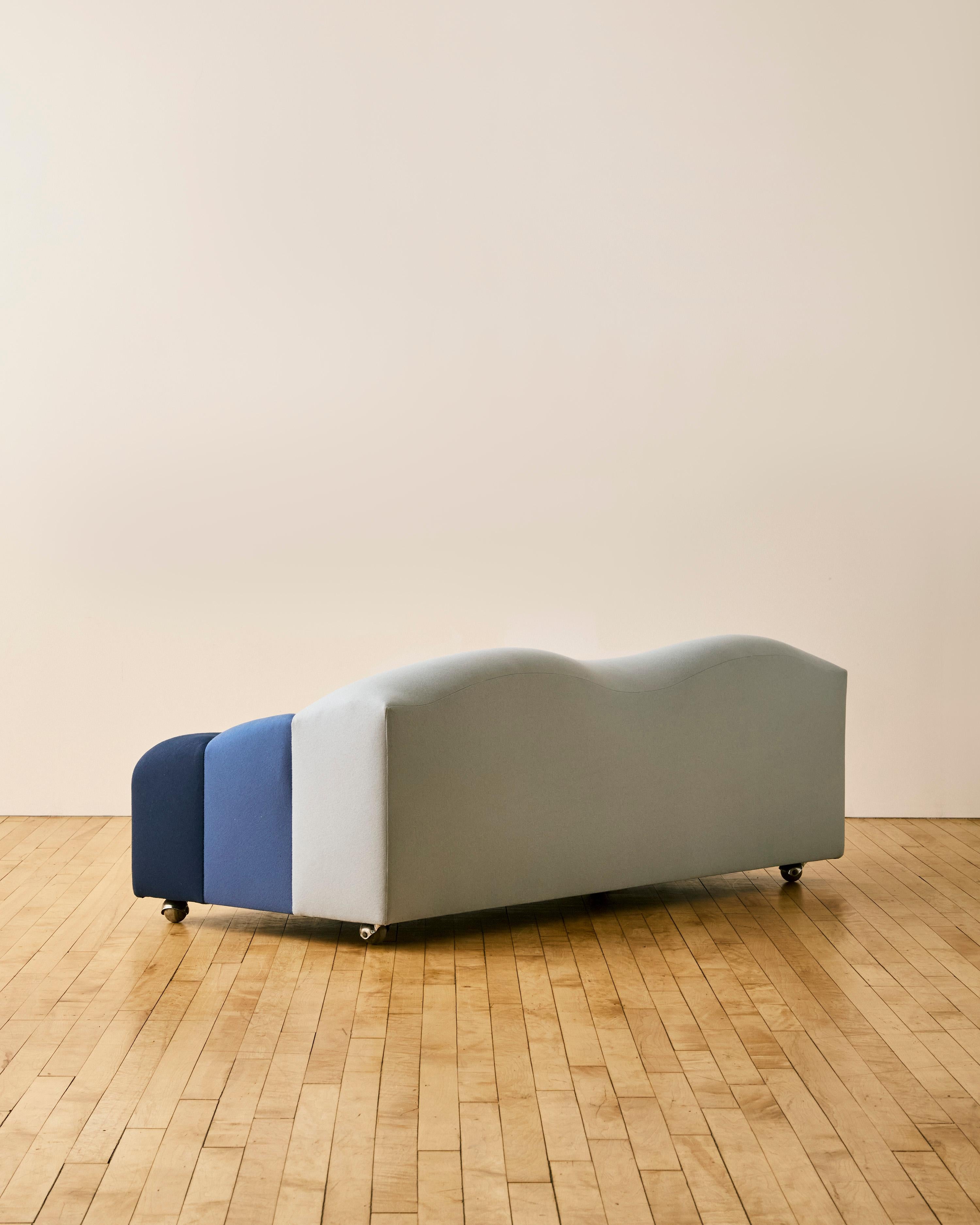 Milieu du XXe siècle Cashmere 'ABCD' Two Seater Sofa by Pierre Paulin en vente