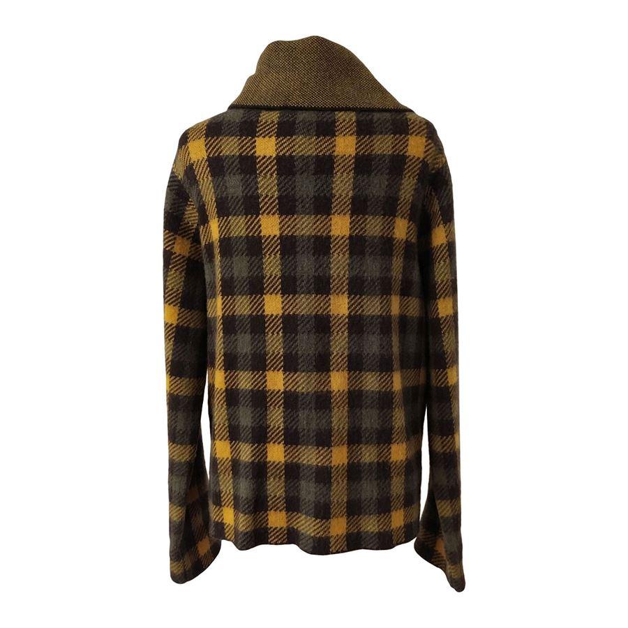 Cashmere Green yellow and brown color Tartan fancy One button closure High neck Lenght from shoulder cm 61 (2401 inches) Shoulder cm 43 (1692 inches)
