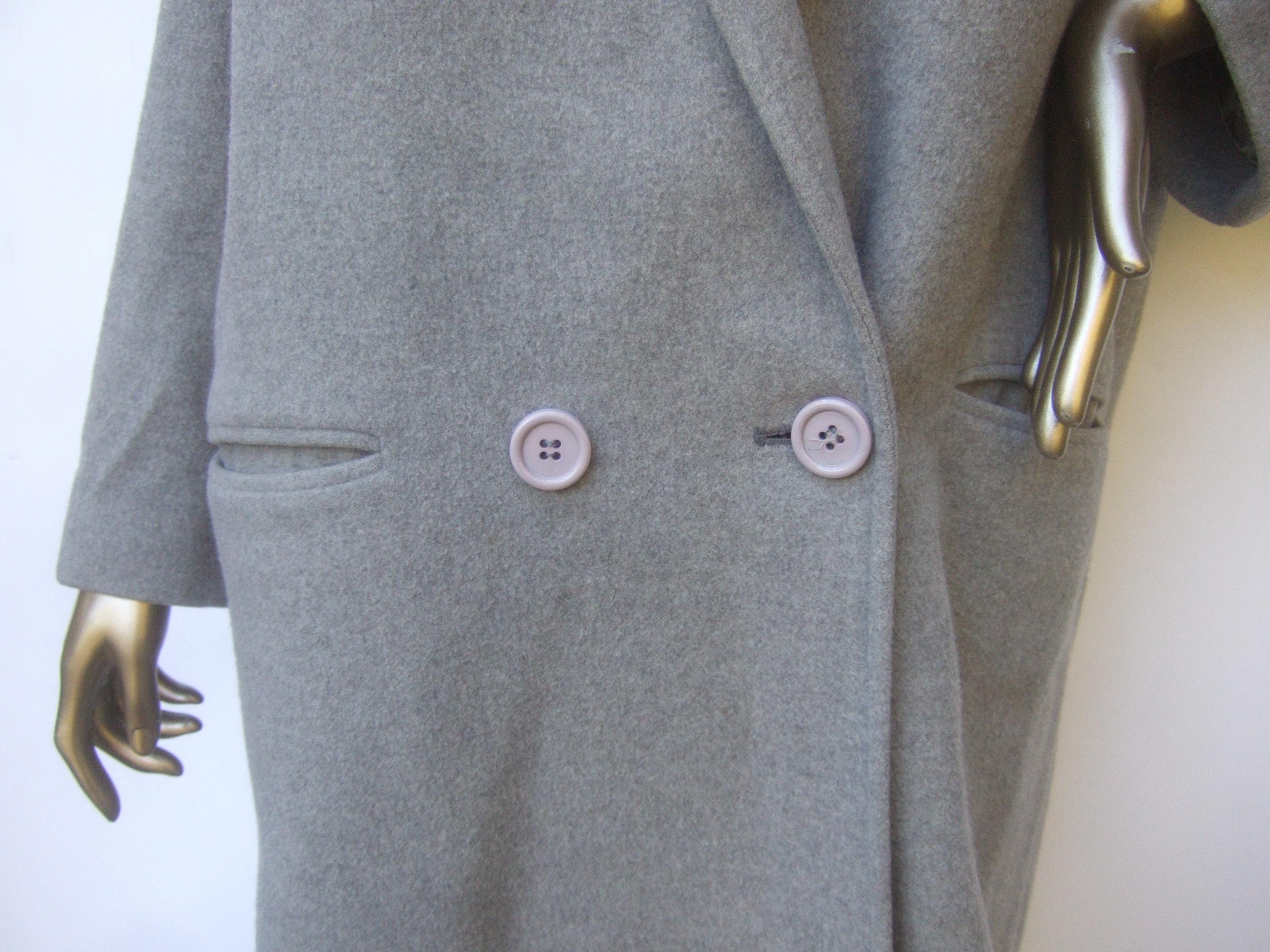 Cashmere Classic Heather Gray Women's Coat c 1980s For Sale 12