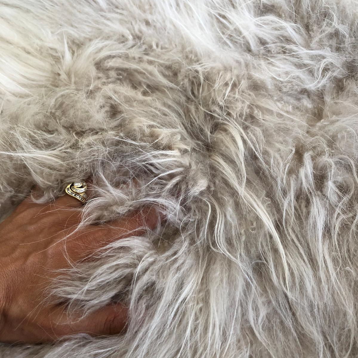 Hand-Crafted Fur throw Blanket - Cashmere Fur