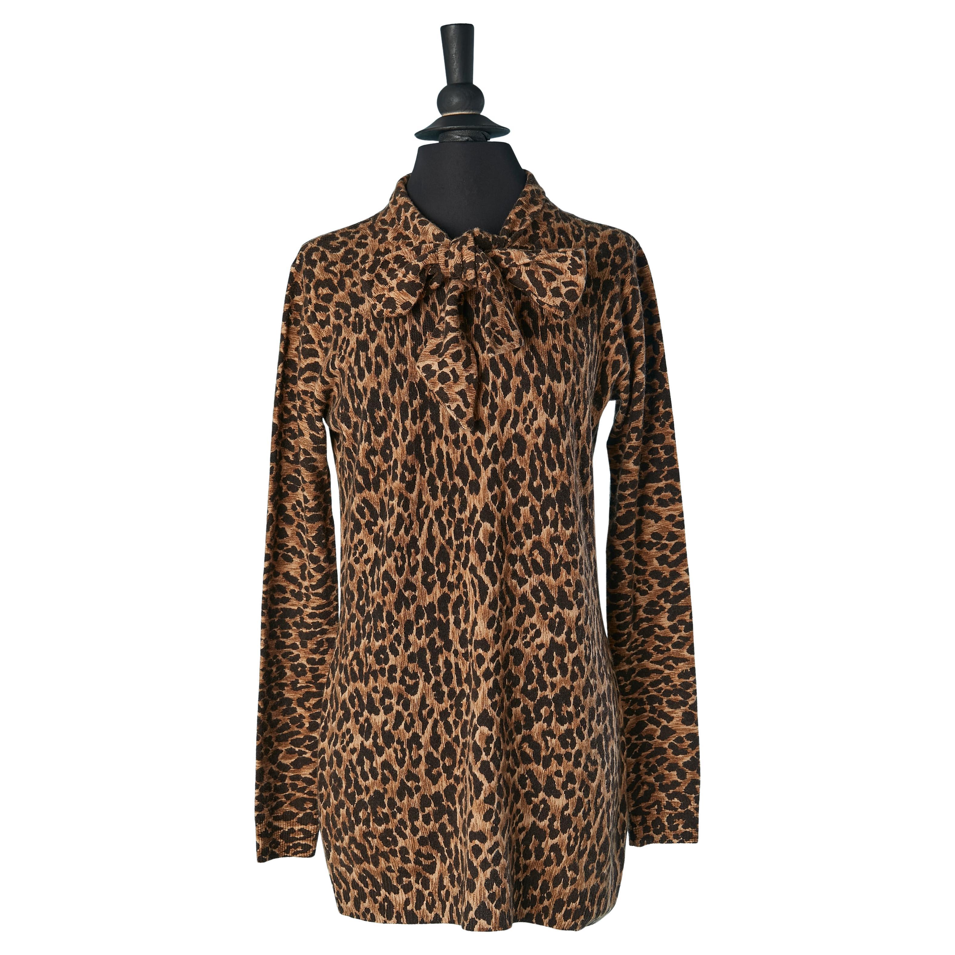 Cashmere knit dress with animal print and tie bow collar Dolce & Gabbana For Sale