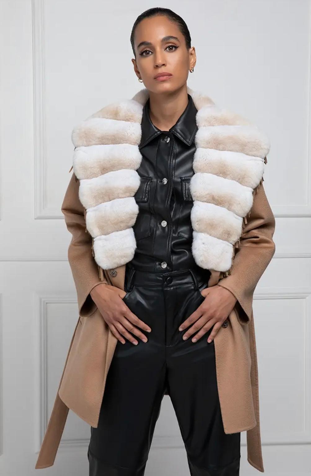 Cashmere Loro Piana with Chinchilla. Also this chinchilla Fur, as the most part of the collection, is made using selected the best quality of chinchilla carefully chosen by our laboratories. The type of chinchilla fur used for this coat is Danish,