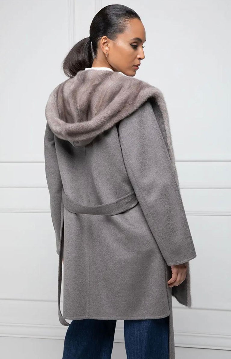Cashmere Loro Piana Coat with Mink For Sale at 1stDibs