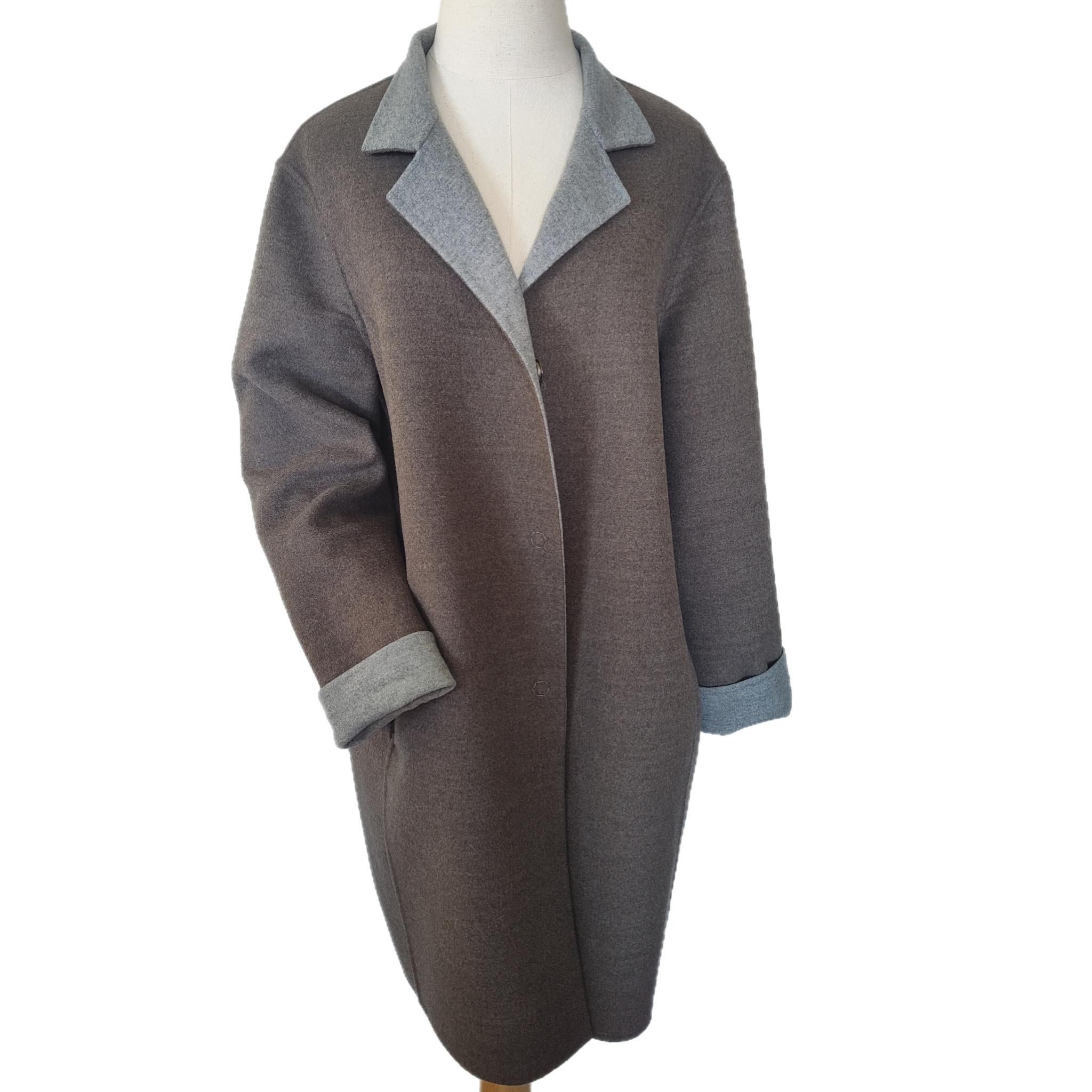 Cashmere Loro Piana Coat with Mink Fur For Sale 9