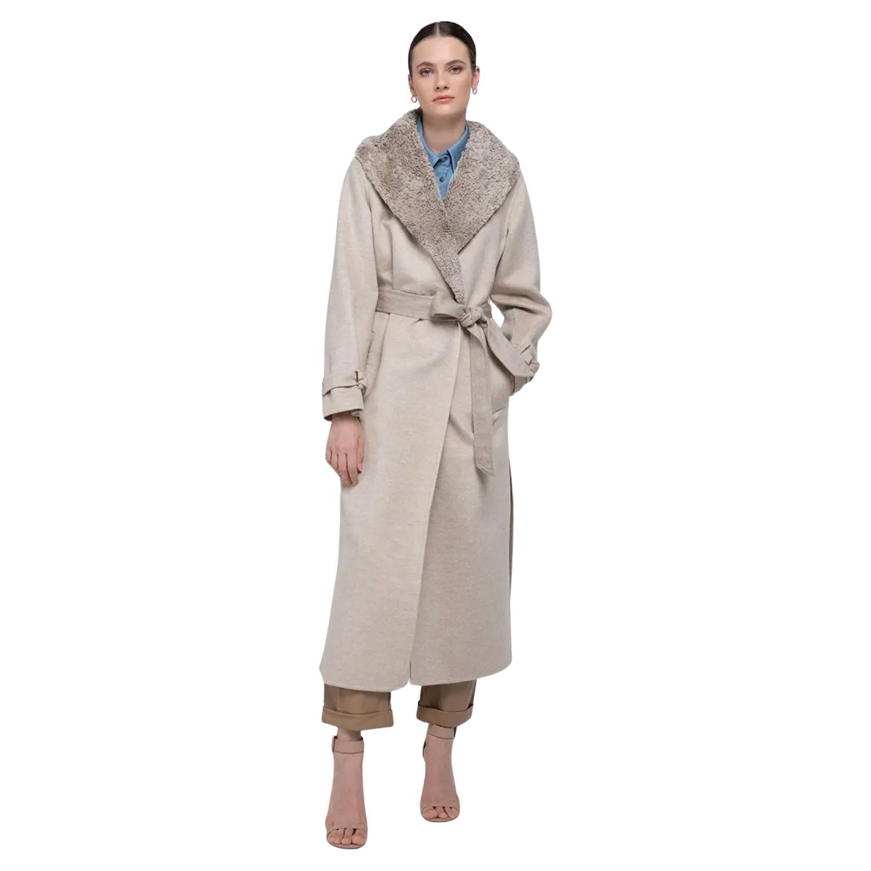 Cashmere Loro Piana Coat with Mink Fur For Sale