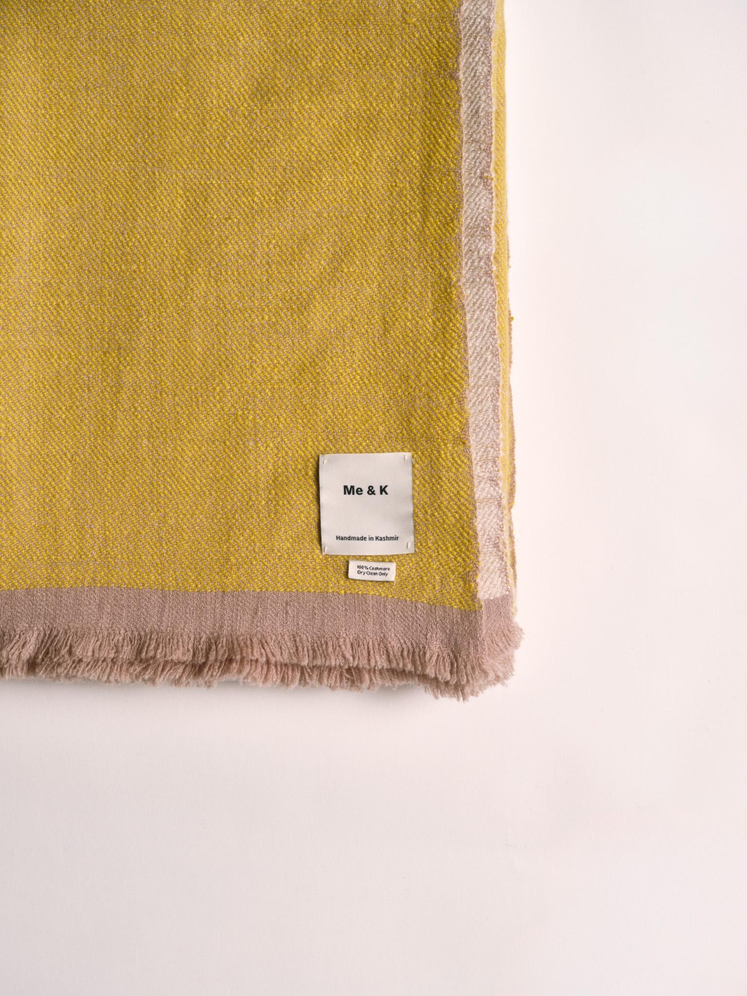 Plaid en cachemire Neuf - En vente à PARIS, FR