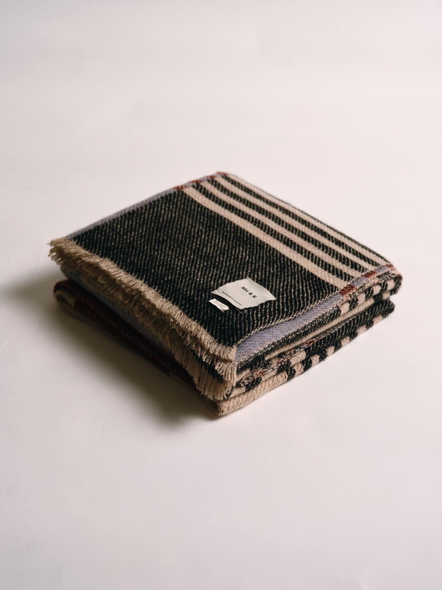 XXIe siècle et contemporain Plaid en cachemire en vente