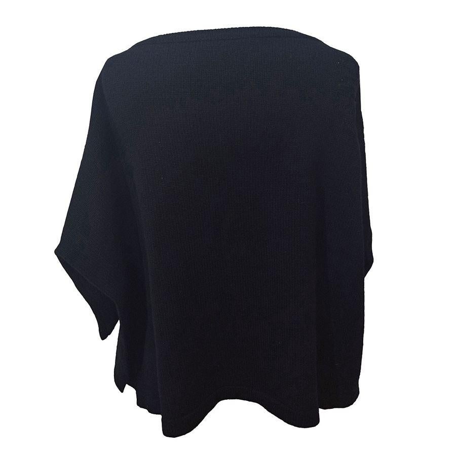 Cashmere (91%) Silk (8%) Polyester Black color Sequins insert 3/4 sleeves Overfit High Maximum length cm 58 (2283 inches)
