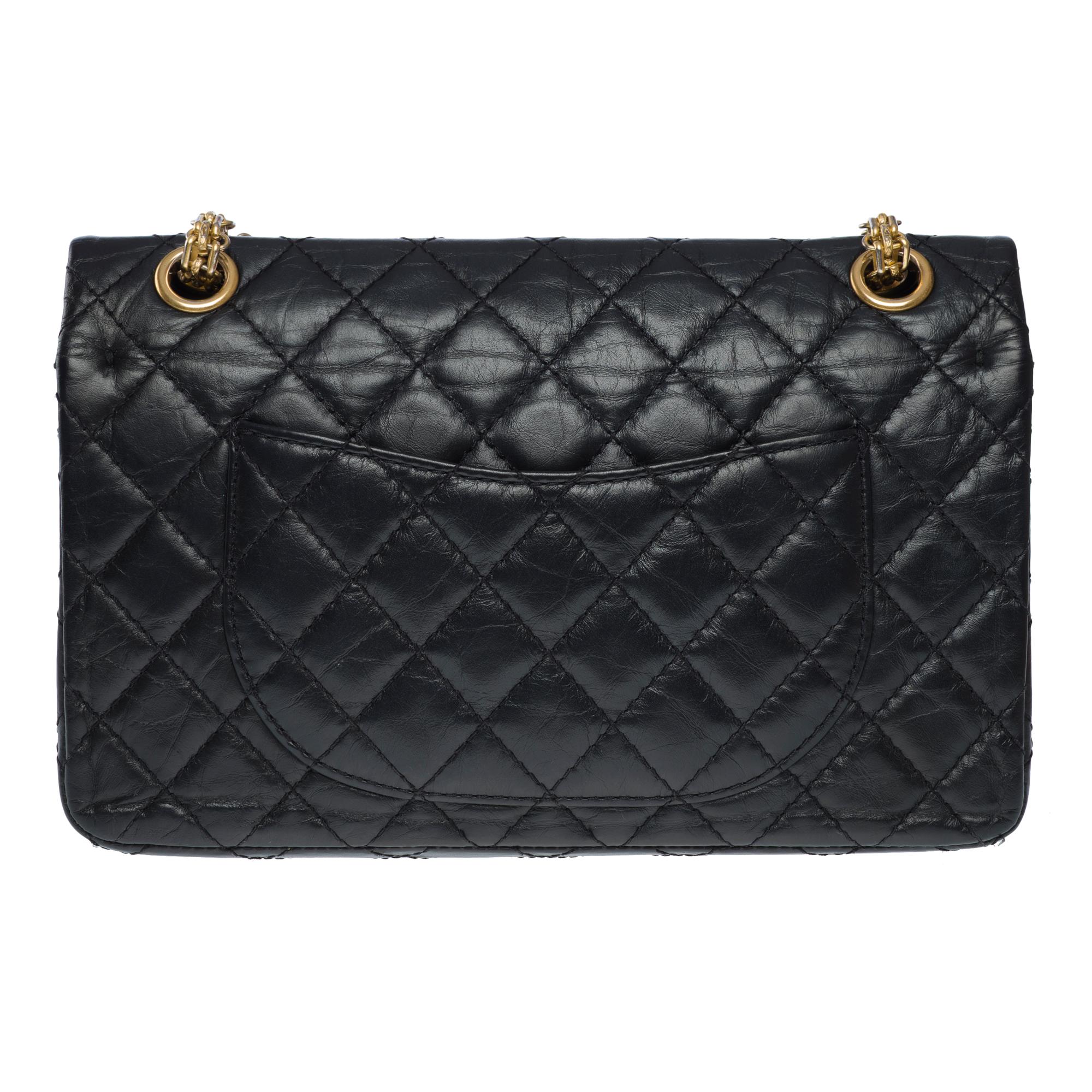 Casino Charms 2.55 Bolso Chanel con doble solapa en piel negra, AGHW Negro en venta