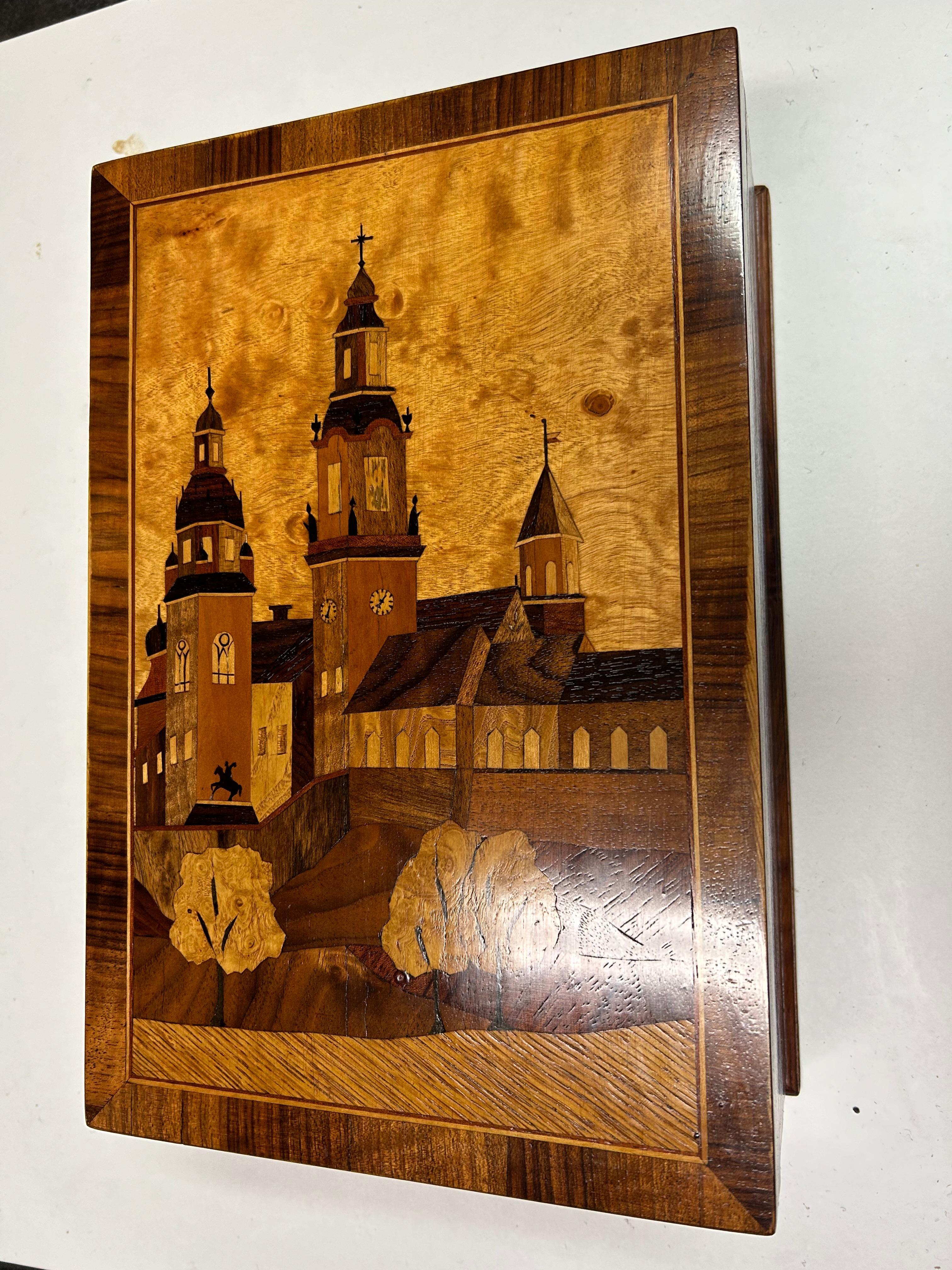 Casket Art Deco from 1930 In Good Condition For Sale In Kraków, Małopolska