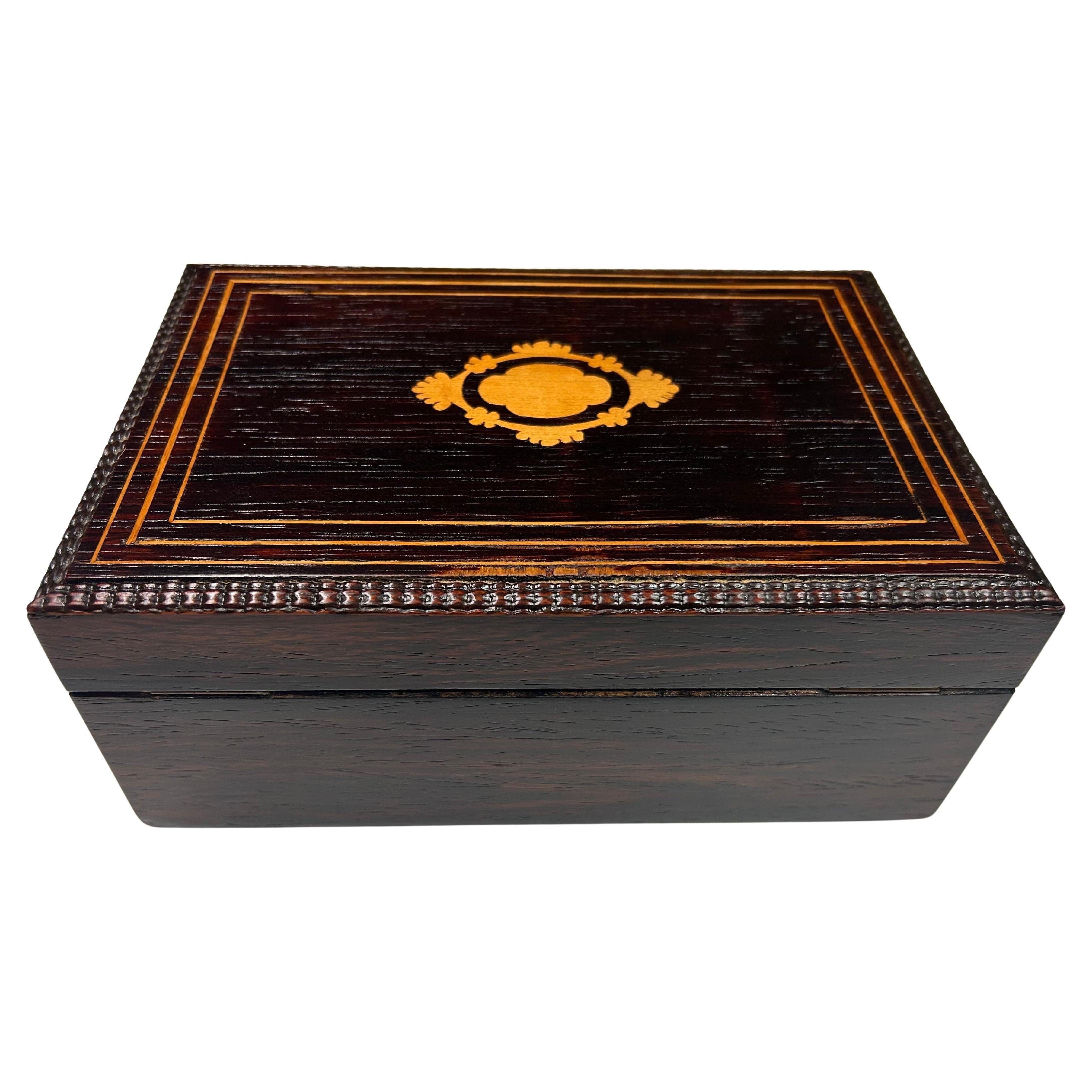Casket Art Deco from 1930