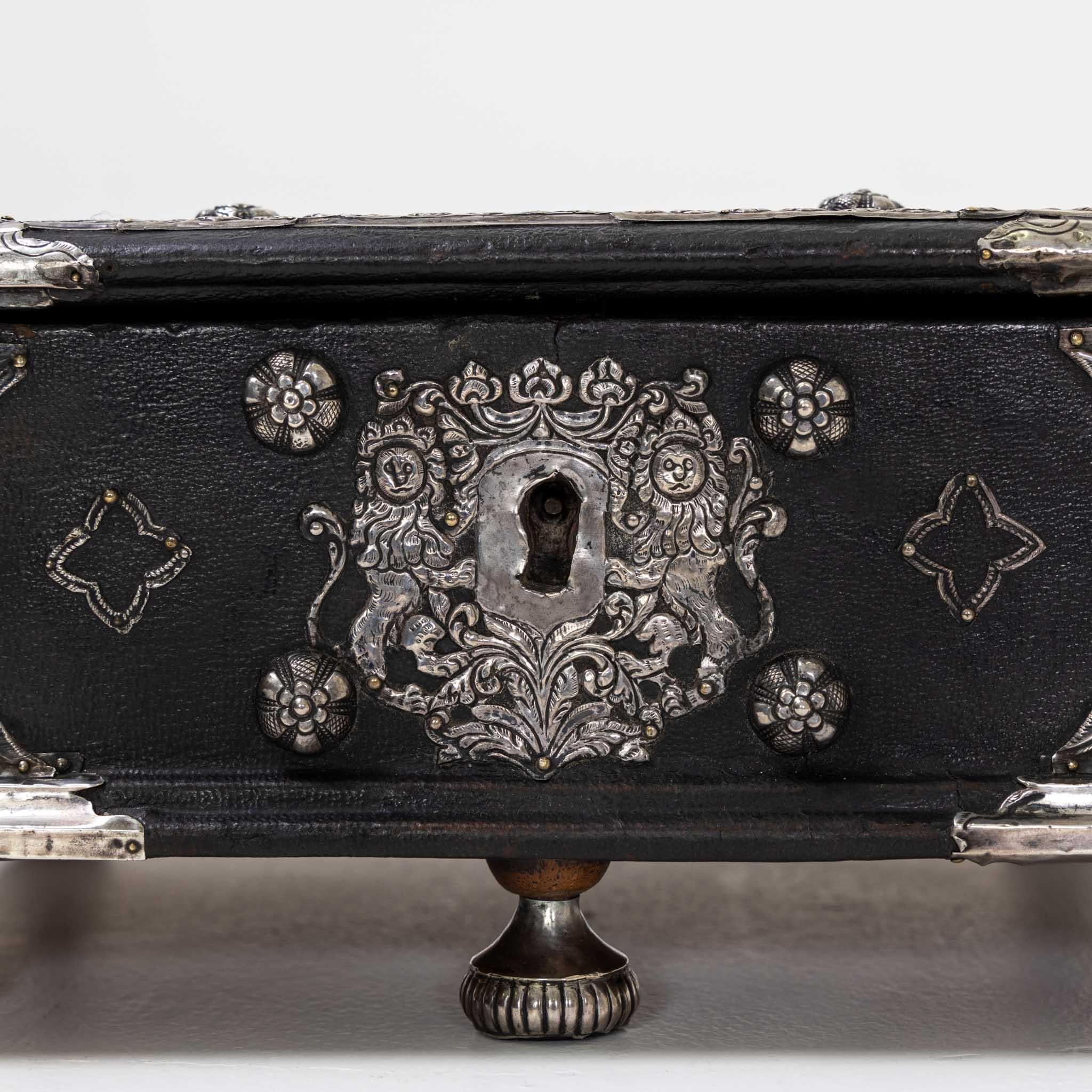 Casket, Indian Colonial Work 2