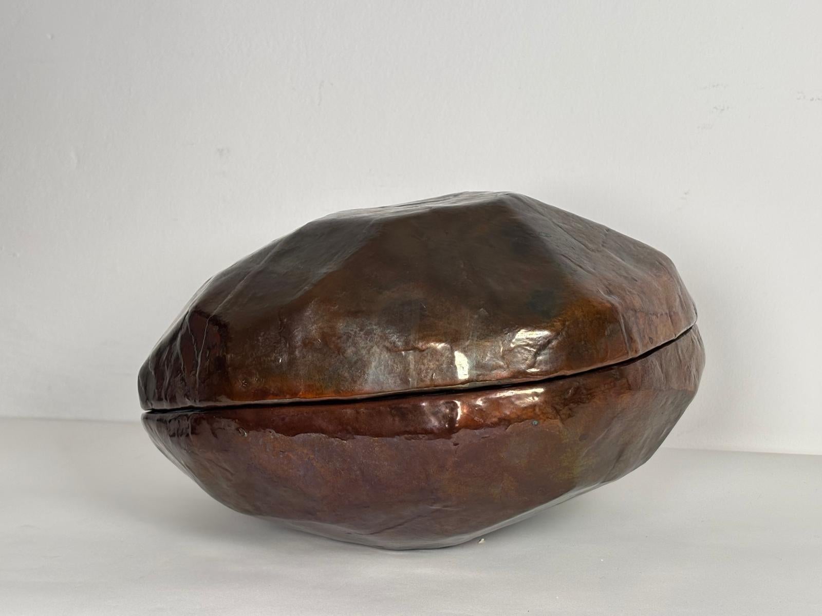 Sculpture de cercueil Modèle Sasso par Giorgio Vigna en vente 1