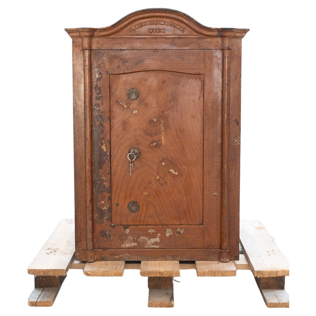 Caja fuerte de época austrohúngara F. WERTHEIM & C. con llave, 1800s