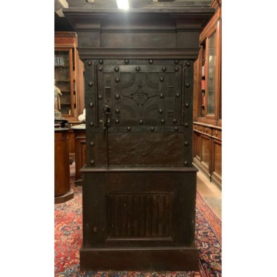 Italian Walnut wood safe, iron-clad and decorated with studs, italy For Sale