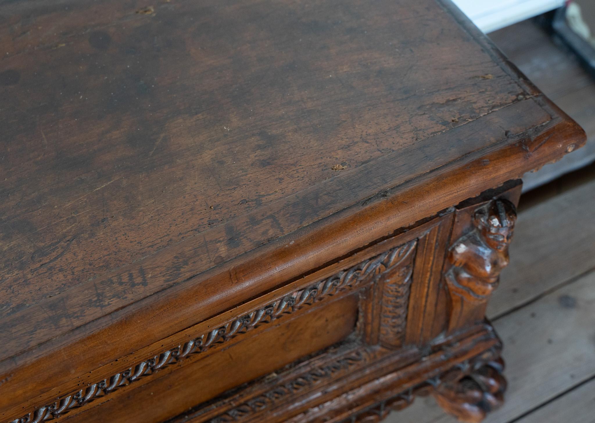Antique Venetian walnut chest 1