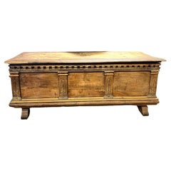 Cassapanca in legno di noce contenitiva, italia