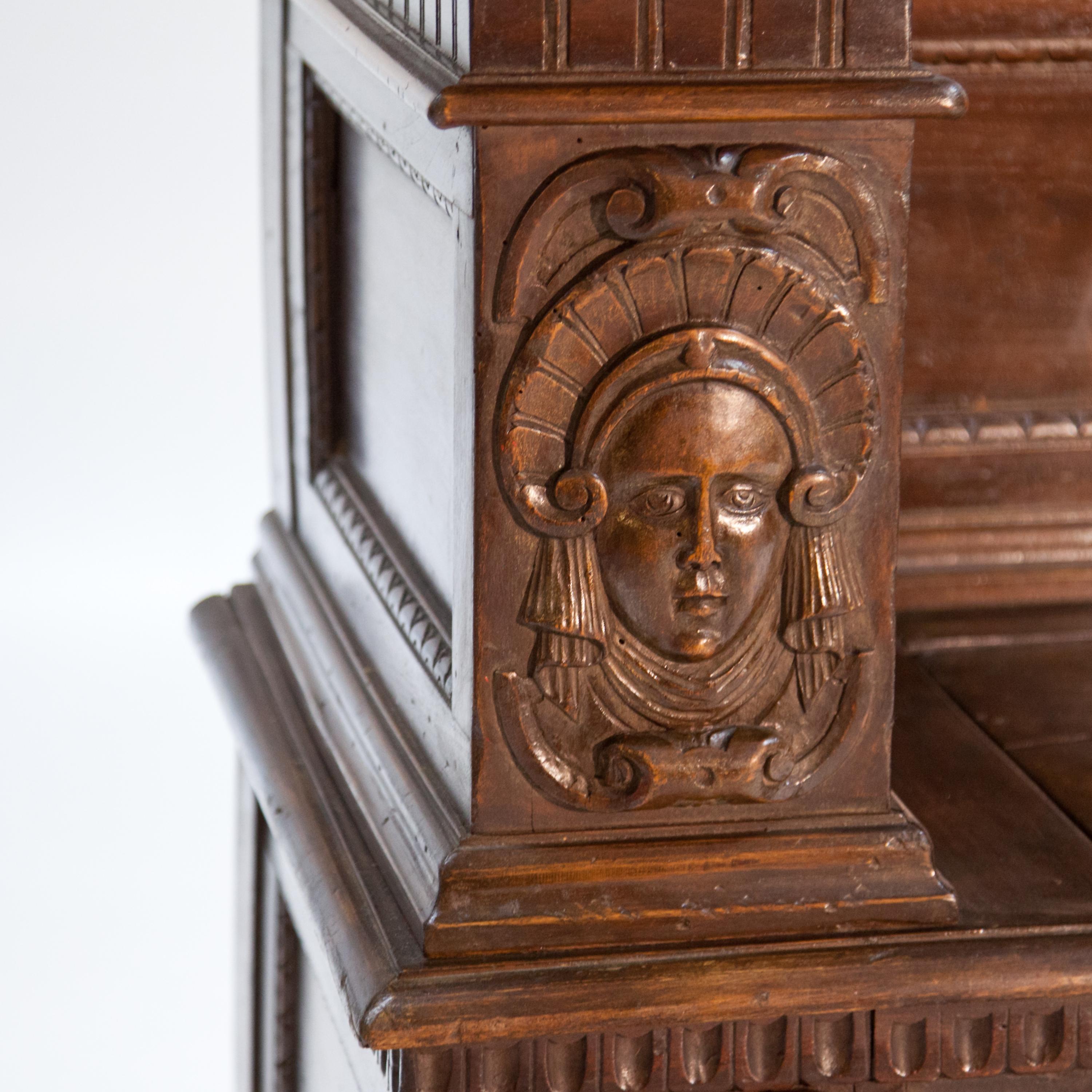 Walnut Cassapanca in Renaissance Style, Second Half of the 19th Century