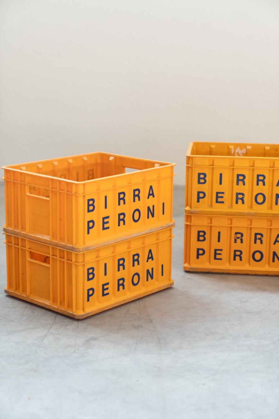 Vintage Peroni beer plastic crates, set of 8. 1970-1980 For Sale 4